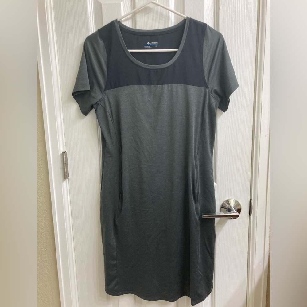 Sporty dress by Columbia